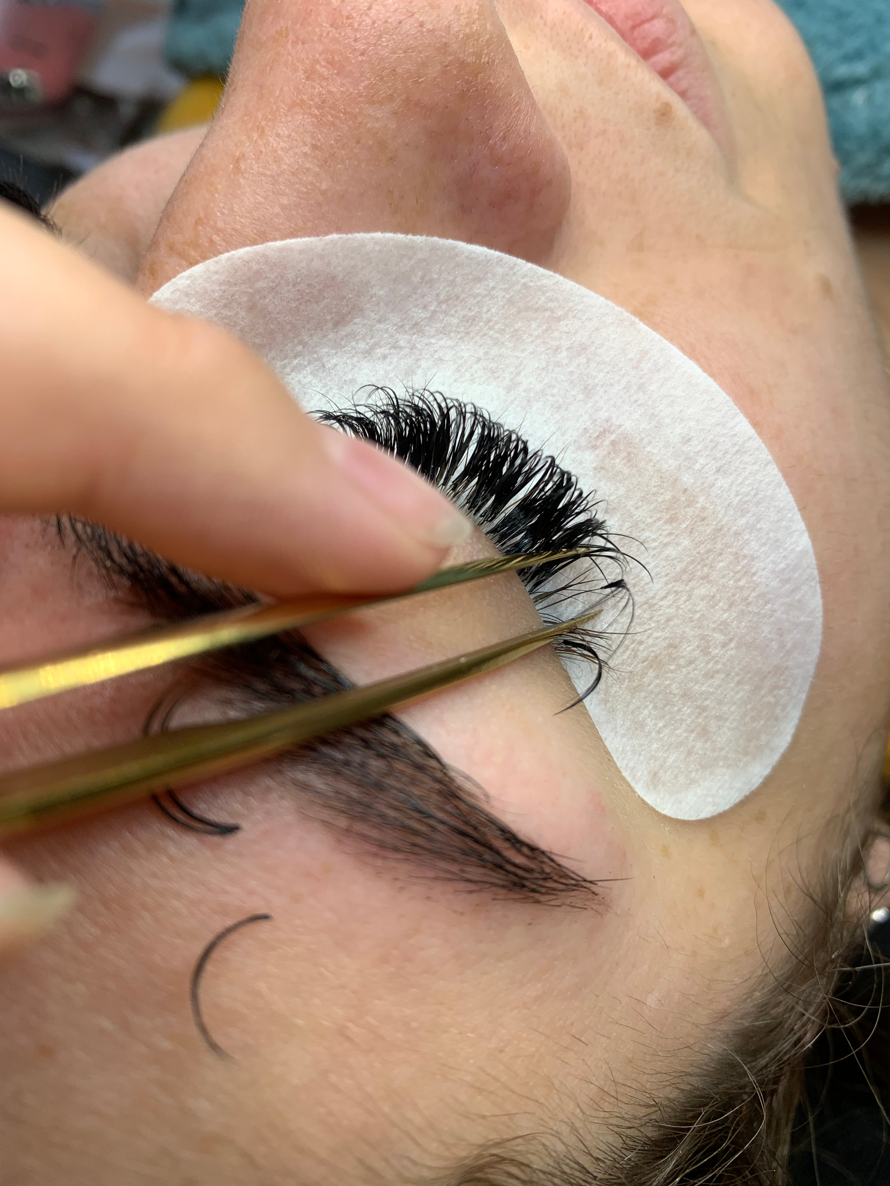 Serviço de Remoção de Cílios Imagem